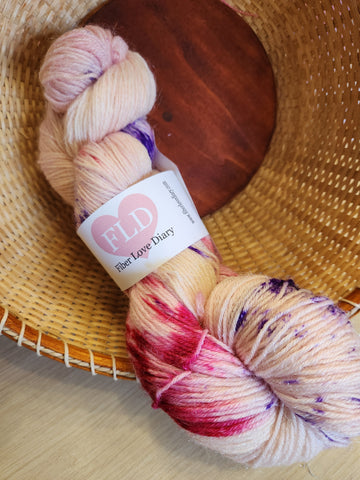 Superwash BFL/Firestar 80/20 Sock Yarn - 382 yards/100 Grams - Snugglebug