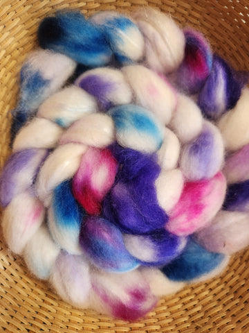 4 oz  BFL/Firestar Spinning Fiber -  Skating Rink