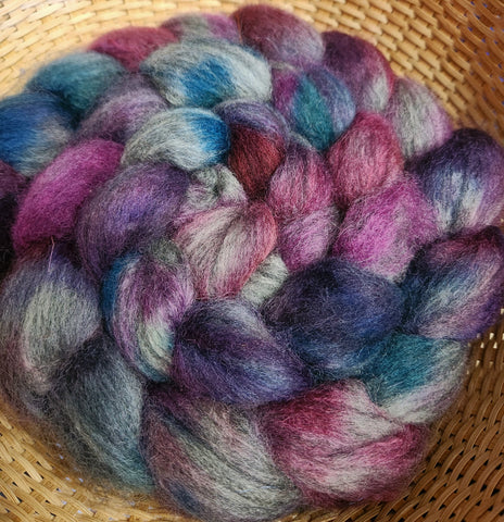 4 oz  Natural Gray BFL Spinning Fiber - Gothic Bouquet