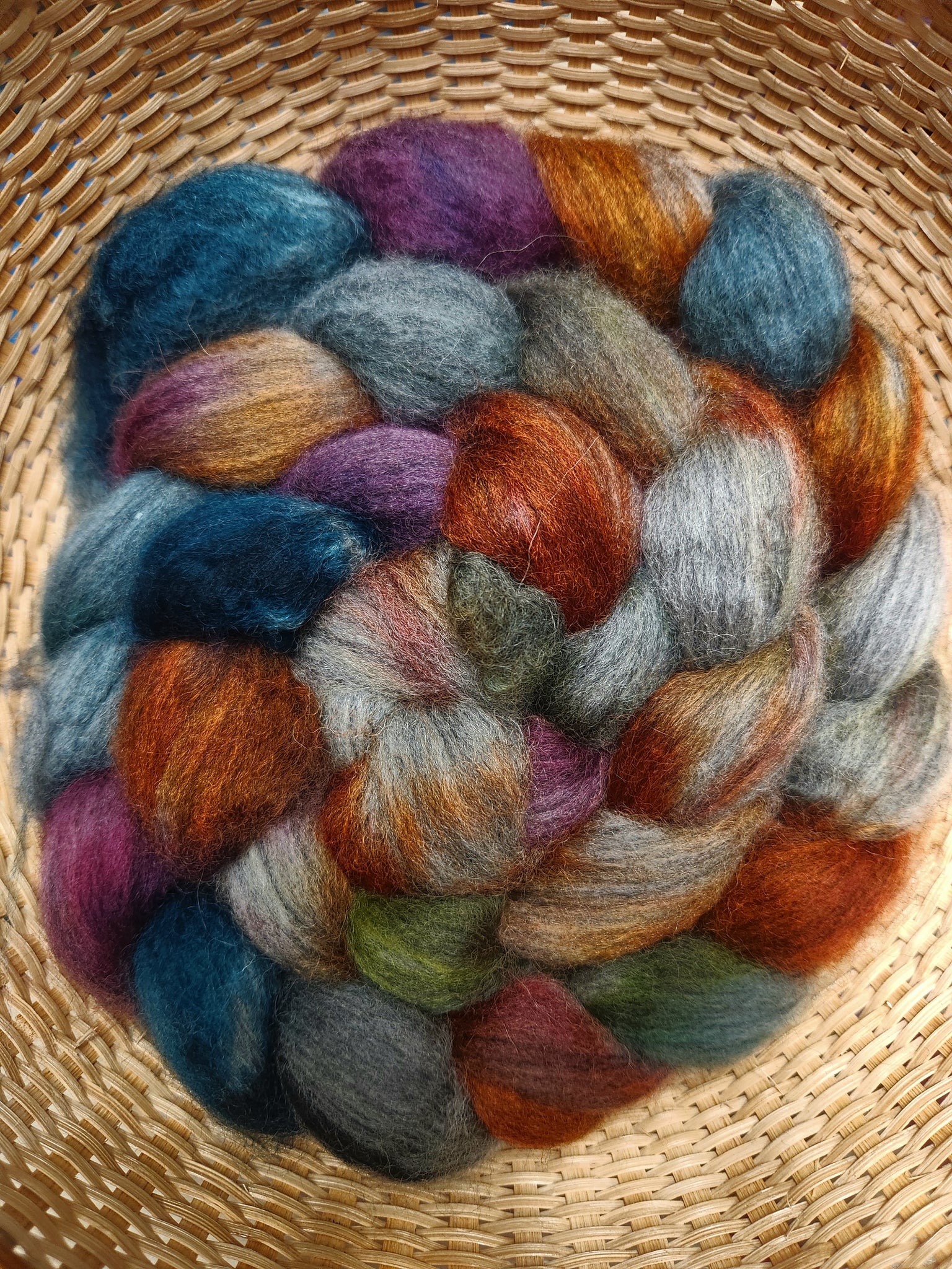 4 oz  Natural Gray BFL Spinning Fiber -  Little Lanterns