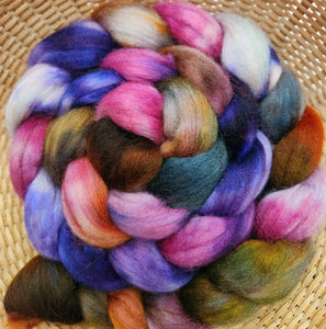 4 oz  Merino/Firestar Spinning Fiber - The Haunted Palace